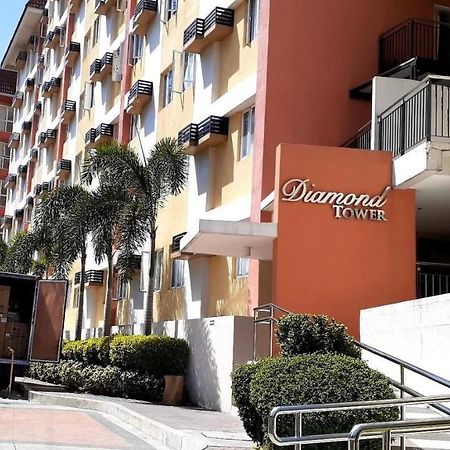 Lancris Residences 2 Bedroom Entire Apartment Near Airport With Pool Paranaque City Dış mekan fotoğraf