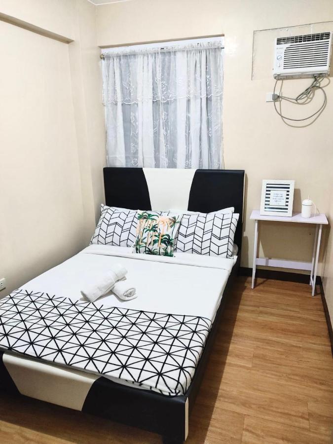 Lancris Residences 2 Bedroom Entire Apartment Near Airport With Pool Paranaque City Dış mekan fotoğraf