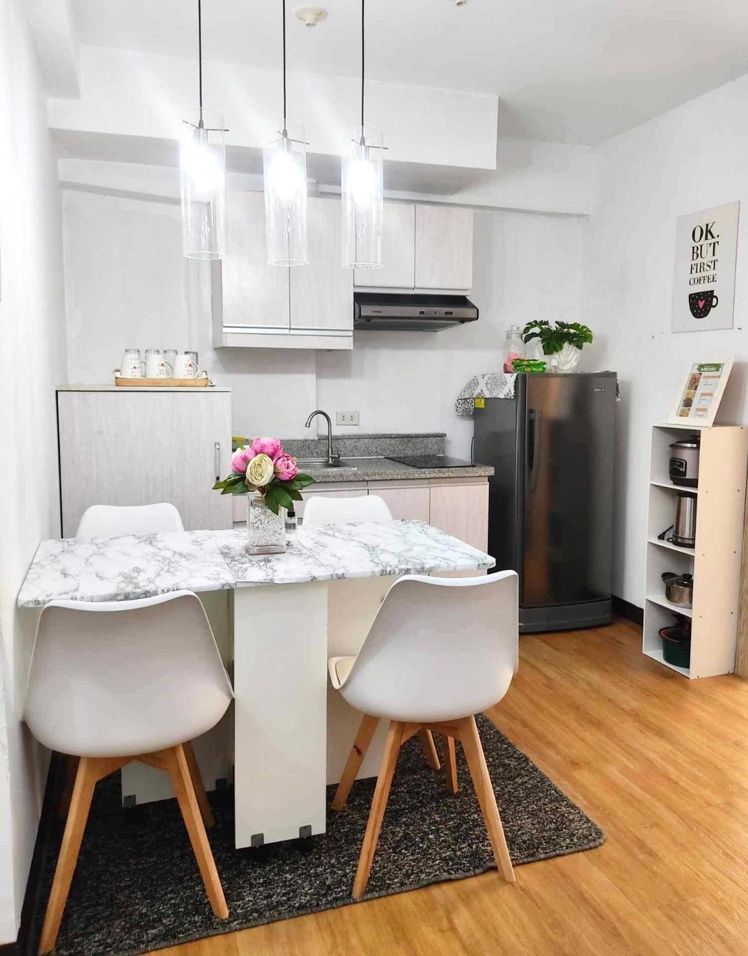 Lancris Residences 2 Bedroom Entire Apartment Near Airport With Pool Paranaque City Dış mekan fotoğraf